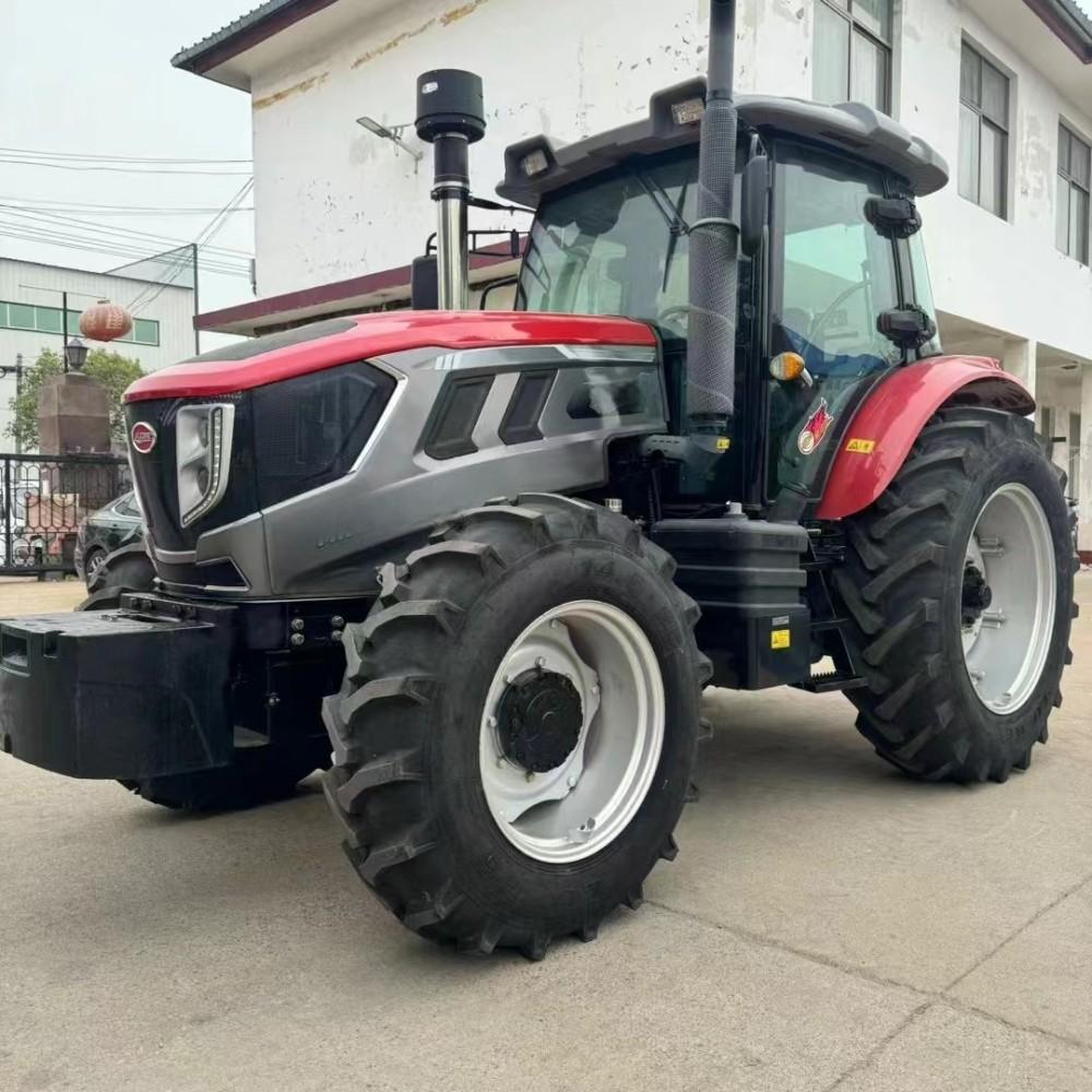 120HP  Agriculture Department Green Tractor