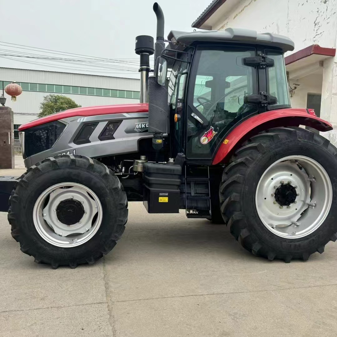 200HP 4WD Large Wheel Tractor