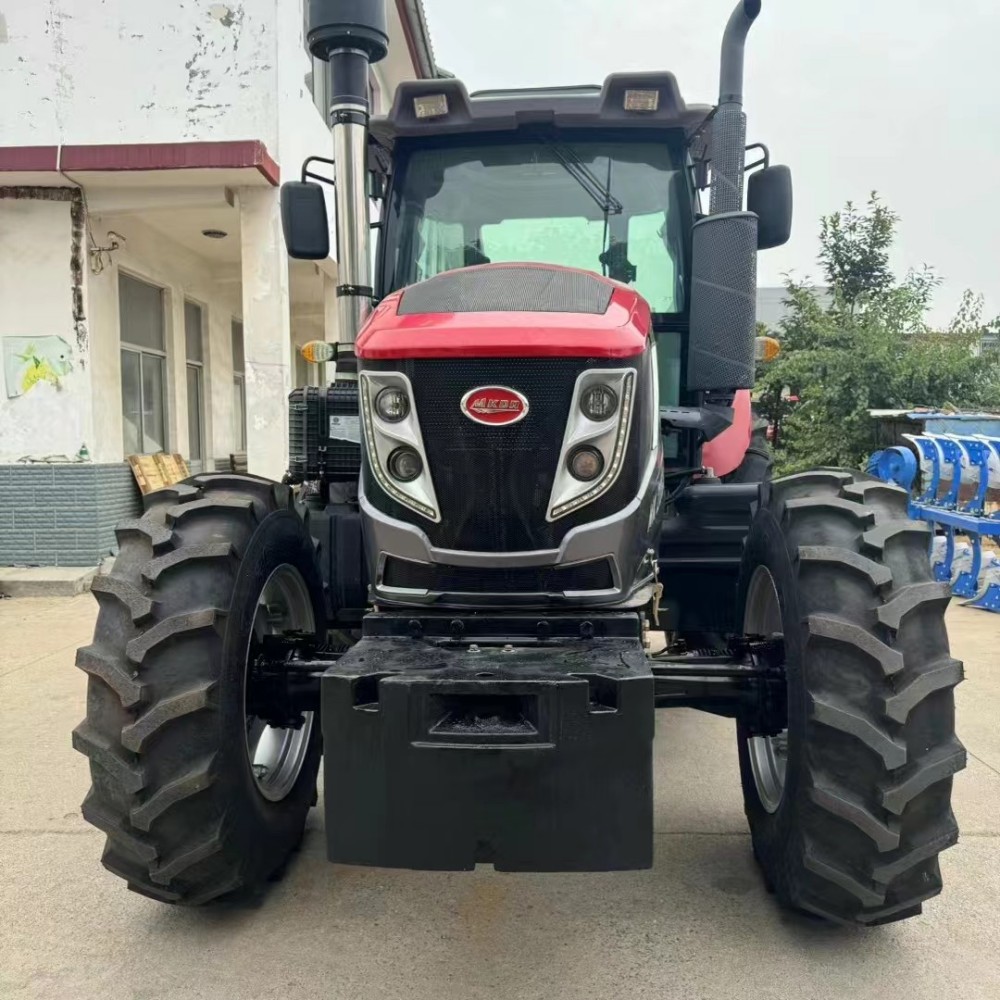 130HP Wheel Tractor Equipped With Air Conditioning