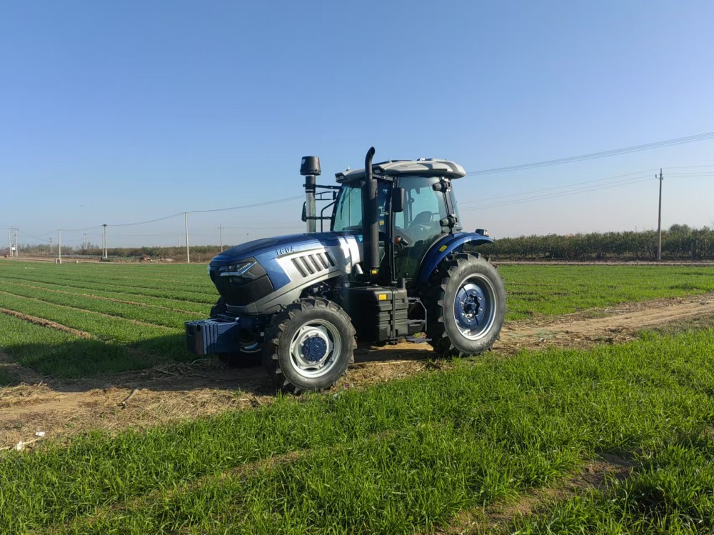 140HP Four Wheel Drive Compact Tractor