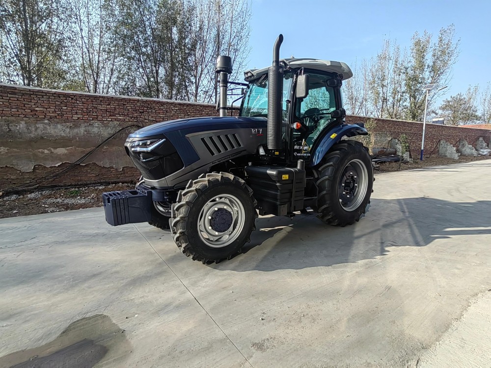 140HP Four Wheel Drive Compact Tractor