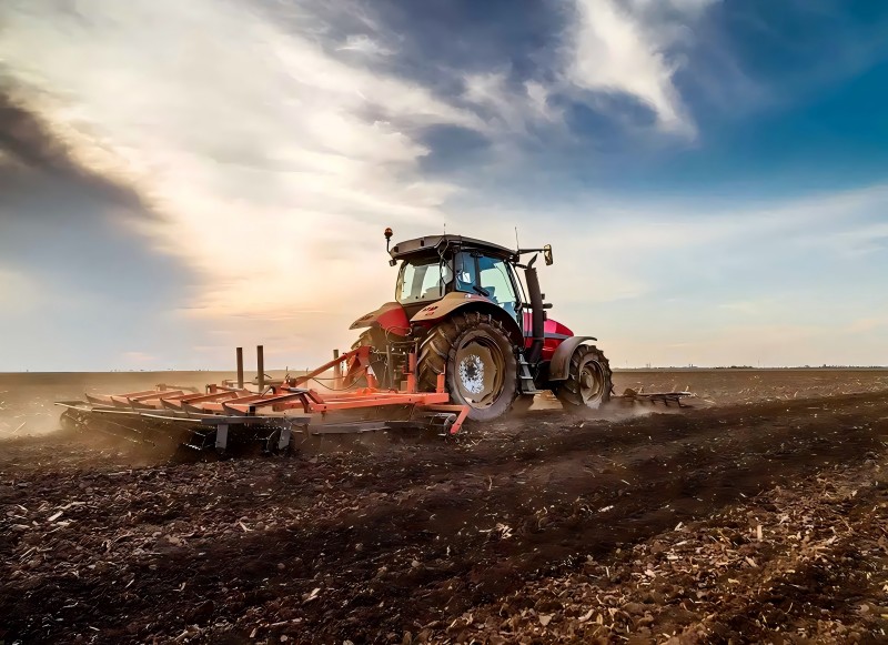 Farm Trac Tractor